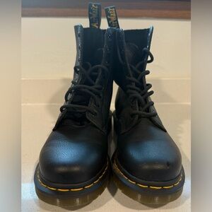 Dr. Martens 1460 Pascal Boot